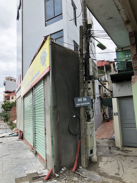 Những ngôi nhà kì dị chỉ có ở phố Phạm Văn Đồng - Ảnh 6. Những ngôi nhà kì dị chỉ có ở phố Phạm Văn Đồng - Ảnh 6.