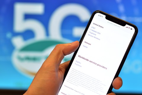 Viettel được Apple xác thực hỗ trợ eSIM trên các sản phẩm - Ảnh 1. Viettel được Apple xác thực hỗ trợ eSIM trên các sản phẩm - Ảnh 1.