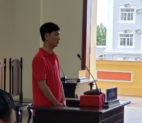 Viện cớ đổi tiền lẻ, nguyên kế toán trạm BOT T1 tham ô hơn 1,3 tỉ đồng - Ảnh 1. Viện cớ đổi tiền lẻ, nguyên kế toán trạm BOT T1 tham ô hơn 1,3 tỉ đồng - Ảnh 1.