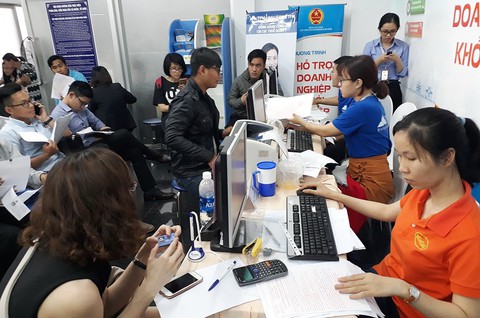 6 năm vẫn cứ giảm trừ thuế 3,6 triệu/người, các nhà làm luật dựa vào đâu? - Ảnh 1. 6 năm vẫn cứ giảm trừ thuế 3,6 triệu/người, các nhà làm luật dựa vào đâu? - Ảnh 1.