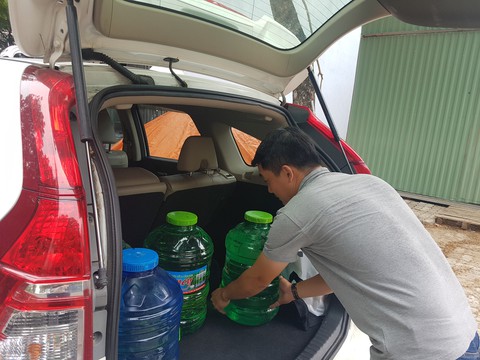 Đà Nẵng: Dân khoan giếng, chấp nhận dùng nước hôi mùi bùn để sinh hoạt - Ảnh 5. Đà Nẵng: Dân khoan giếng, chấp nhận dùng nước hôi mùi bùn để sinh hoạt - Ảnh 5.