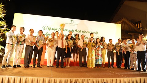 15 năm, hơn 1.700 tân sinh viên Quảng Nam- Đà Nẵng được tiếp sức đến trường - Ảnh 10. 15 năm, hơn 1.700 tân sinh viên Quảng Nam- Đà Nẵng được tiếp sức đến trường - Ảnh 10.