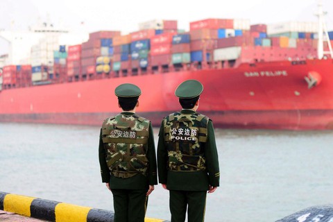 Trung Quốc tung đòn áp thuế trả đũa lên 75 tỉ USD hàng Mỹ - Ảnh 1. Trung Quốc tung đòn áp thuế trả đũa lên 75 tỉ USD hàng Mỹ - Ảnh 1.