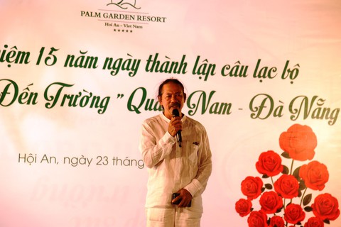 15 năm, hơn 1.700 tân sinh viên Quảng Nam- Đà Nẵng được tiếp sức đến trường - Ảnh 3. 15 năm, hơn 1.700 tân sinh viên Quảng Nam- Đà Nẵng được tiếp sức đến trường - Ảnh 3.