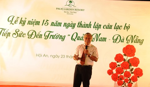 15 năm, hơn 1.700 tân sinh viên Quảng Nam- Đà Nẵng được tiếp sức đến trường - Ảnh 2. 15 năm, hơn 1.700 tân sinh viên Quảng Nam- Đà Nẵng được tiếp sức đến trường - Ảnh 2.