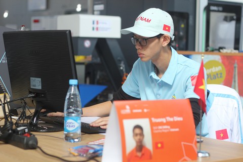 Rộn ràng ngày thi tay nghề ở WorldSkills Kazan 2019 - Ảnh 2. Rộn ràng ngày thi tay nghề ở WorldSkills Kazan 2019 - Ảnh 2.