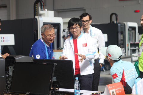 Rộn ràng ngày thi tay nghề ở WorldSkills Kazan 2019 - Ảnh 3. Rộn ràng ngày thi tay nghề ở WorldSkills Kazan 2019 - Ảnh 3.