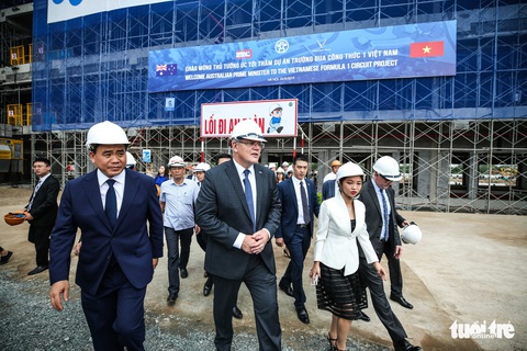 Thủ tướng Úc có mặt ở công trường đường đua F1 Việt Nam - Ảnh 3. Thủ tướng Úc có mặt ở công trường đường đua F1 Việt Nam - Ảnh 3.
