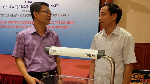 Trẻ sơ sinh vàng da dễ biến chứng - Ảnh 1. Trẻ sơ sinh vàng da dễ biến chứng - Ảnh 1.