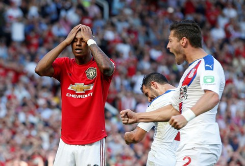 Crystal Palace gây ‘sốc’, quật ngã M.U tại Old Trafford - Ảnh 2. Crystal Palace gây ‘sốc’, quật ngã M.U tại Old Trafford - Ảnh 2.