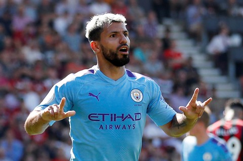 Aguero lập cú đúp, M.C vươn lên nhì bảng - Ảnh 1. Aguero lập cú đúp, M.C vươn lên nhì bảng - Ảnh 1.
