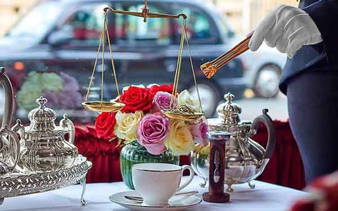 Bình trà đắt nhất nước Anh giá bao nhiêu? - Ảnh 1. Bình trà đắt nhất nước Anh giá bao nhiêu? - Ảnh 1.