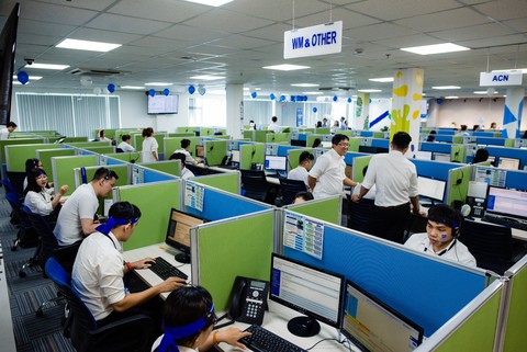 Tổng đài chăm sóc khách hàng 24/7 - bước đi chiến lược của SAMSUNG - Ảnh 1. Tổng đài chăm sóc khách hàng 24/7 - bước đi chiến lược của SAMSUNG - Ảnh 1.