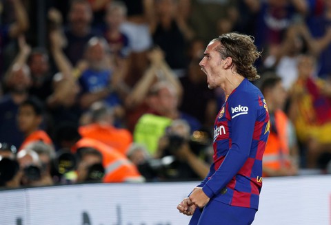 Griezmann ‘nịnh’ Messi khi ghi ‘siêu phẩm’ giúp Barca chiến thắng - Ảnh 1. Griezmann ‘nịnh’ Messi khi ghi ‘siêu phẩm’ giúp Barca chiến thắng - Ảnh 1.