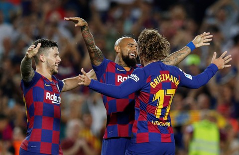 Griezmann lập cú đúp giúp Barca lội ngược dòng đá bại Real Betis - Ảnh 4. Griezmann lập cú đúp giúp Barca lội ngược dòng đá bại Real Betis - Ảnh 4.