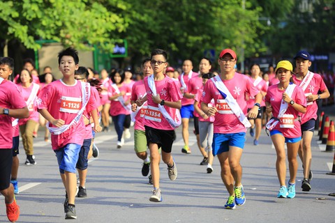 Khởi động giải chạy sinh viên VUG Running 2021 - Ảnh 1. Khởi động giải chạy sinh viên VUG Running 2021 - Ảnh 1.
