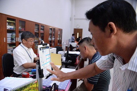 TP.HCM sẽ công khai danh tính cán bộ vi phạm trên cổng thông tin điện tử - Ảnh 1. TP.HCM sẽ công khai danh tính cán bộ vi phạm trên cổng thông tin điện tử - Ảnh 1.