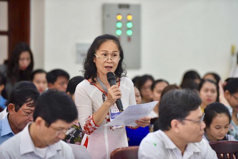 Quán cà phê ‘dụ’ học sinh đọc hết 1 quyển sách được miễn phí nước - Ảnh 2. Quán cà phê ‘dụ’ học sinh đọc hết 1 quyển sách được miễn phí nước - Ảnh 2.