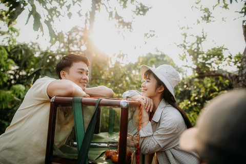 Bán chồng nóng với chuyện tình cưới trước yêu sau - Ảnh 1. Bán chồng nóng với chuyện tình cưới trước yêu sau - Ảnh 1.