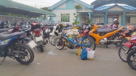 Quyết liệt hơn với đua xe - Ảnh 2. Quyết liệt hơn với đua xe - Ảnh 2.