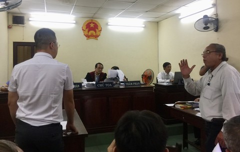 Đề nghị hủy bản án sơ thẩm vụ sập bẫy mua nhà giá cao - Ảnh 1. Đề nghị hủy bản án sơ thẩm vụ sập bẫy mua nhà giá cao - Ảnh 1.