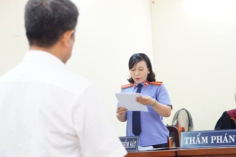 VKS đề nghị công nhận ông Lê Linh là tác giả duy nhất của Thần đồng đất Việt - Ảnh 1. VKS đề nghị công nhận ông Lê Linh là tác giả duy nhất của Thần đồng đất Việt - Ảnh 1.