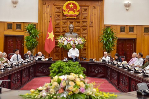 Thủ tướng gặp mặt các cán bộ từng trực tiếp phục vụ, bảo vệ Bác Hồ - Ảnh 3. Thủ tướng gặp mặt các cán bộ từng trực tiếp phục vụ, bảo vệ Bác Hồ - Ảnh 3.