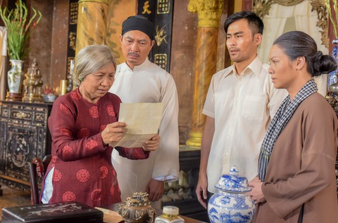 Phóng tác từ Lôi vũ, nhưng Tiếng sét trong mưa sẽ rất Việt Nam? - Ảnh 3. Phóng tác từ Lôi vũ, nhưng Tiếng sét trong mưa sẽ rất Việt Nam? - Ảnh 3.