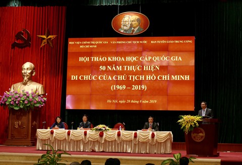 ‘Nói đi đôi với làm để có được niềm tin của Nhân dân’ - Ảnh 2. ‘Nói đi đôi với làm để có được niềm tin của Nhân dân’ - Ảnh 2.