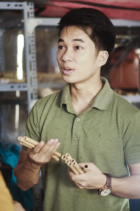 Từ ống sáo trúc đến ống hút tre Việt Nam ra thế giới - Ảnh 1. Từ ống sáo trúc đến ống hút tre Việt Nam ra thế giới - Ảnh 1.
