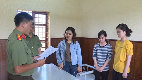 Khởi tố ba người làm giả giấy khám sức khỏe - Ảnh 1. Khởi tố ba người làm giả giấy khám sức khỏe - Ảnh 1.