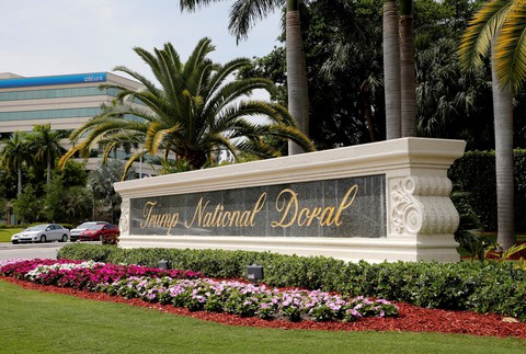 Ông Trump công khai đề xuất G7 nên họp ngay khu đánh golf nhà mình - Ảnh 2. Ông Trump công khai đề xuất G7 nên họp ngay khu đánh golf nhà mình - Ảnh 2.