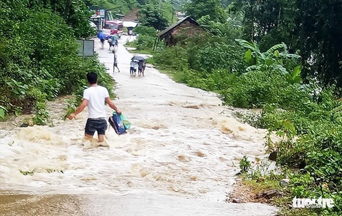 Nghệ An cảnh báo lốc xoáy, lũ quét ở các huyện miền núi - Ảnh 2. Nghệ An cảnh báo lốc xoáy, lũ quét ở các huyện miền núi - Ảnh 2.