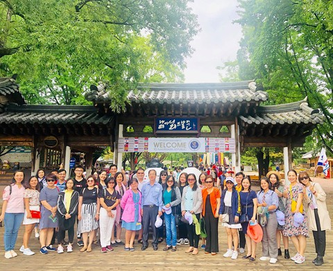 Lữ hành Fiditour Khuyến mại tại Hội chợ Du lịch ITE 2019 - Ảnh 2. Lữ hành Fiditour Khuyến mại tại Hội chợ Du lịch ITE 2019 - Ảnh 2.