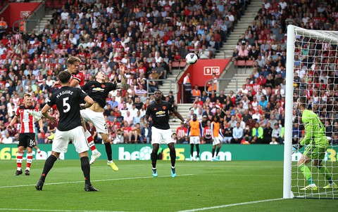 Hòa Southampton dù đá hơn người, M.U nối dài chuỗi không thắng - Ảnh 2. Hòa Southampton dù đá hơn người, M.U nối dài chuỗi không thắng - Ảnh 2.