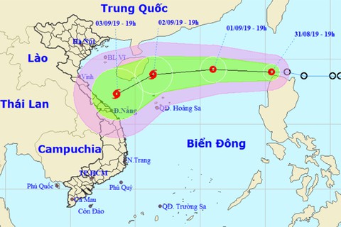 Áp thấp nhiệt đới vô Biển Đông đêm nay 31-8, khả năng mạnh lên - Ảnh 1. Áp thấp nhiệt đới vô Biển Đông đêm nay 31-8, khả năng mạnh lên - Ảnh 1.