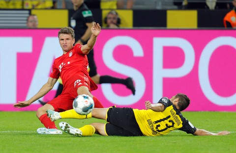 Bayern vượt trội nhưng lại thua Dortmund ở Siêu cúp Đức - Ảnh 2. Bayern vượt trội nhưng lại thua Dortmund ở Siêu cúp Đức - Ảnh 2.