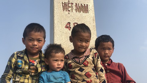40 năm người dân giữ gìn biên cương phía Bắc - Kỳ 4: Mỗi người dân là một cột mốc - Ảnh 3. 40 năm người dân giữ gìn biên cương phía Bắc - Kỳ 4: Mỗi người dân là một cột mốc - Ảnh 3.