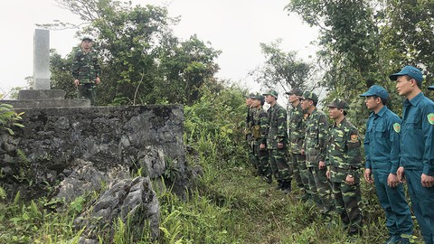 40 năm người dân giữ gìn biên cương phía Bắc - Kỳ 4: Mỗi người dân là một cột mốc - Ảnh 4. 40 năm người dân giữ gìn biên cương phía Bắc - Kỳ 4: Mỗi người dân là một cột mốc - Ảnh 4.