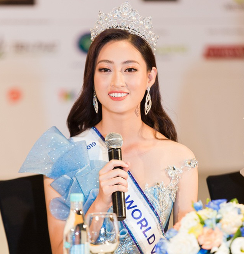 Hoa hậu Lương Thùy Linh: Tập trung hết sức vào việc học nên chưa có bạn trai - Ảnh 1. Hoa hậu Lương Thùy Linh: Tập trung hết sức vào việc học nên chưa có bạn trai - Ảnh 1.