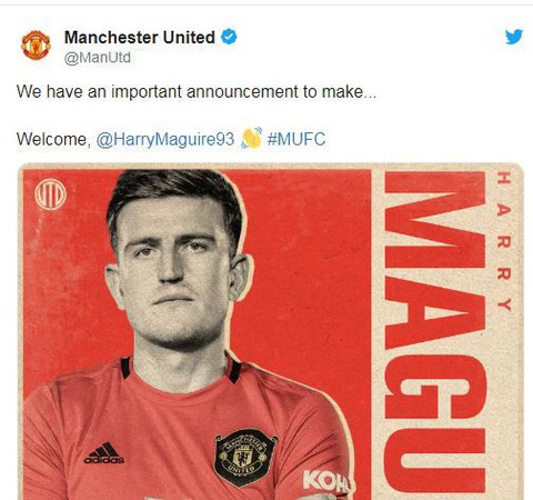 CĐV Manchester United thở phào: Cuối cùng máy bay đã hạ cánh - Ảnh 1. CĐV Manchester United thở phào: Cuối cùng máy bay đã hạ cánh - Ảnh 1.
