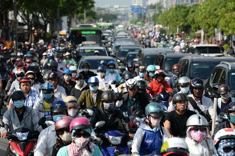Xe máy và ôtô tại TP.HCM tăng lên 9 triệu chiếc, khách đi xe buýt giảm - Ảnh 1. Xe máy và ôtô tại TP.HCM tăng lên 9 triệu chiếc, khách đi xe buýt giảm - Ảnh 1.