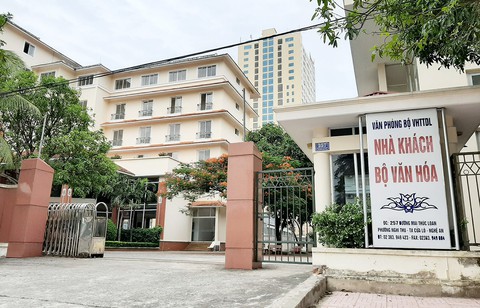 Nhà khách quốc doanh, lãng phí tiền tỉ - Ảnh 1. Nhà khách quốc doanh, lãng phí tiền tỉ - Ảnh 1.
