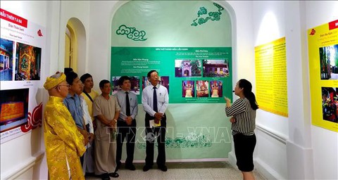 Trưng bày chuyên đề Tín ngưỡng thờ Mẫu ở Huế - Ảnh 1. Trưng bày chuyên đề Tín ngưỡng thờ Mẫu ở Huế - Ảnh 1.