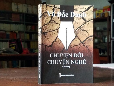 Võ Đắc Danh: Vẫn là tự sự của một người nông dân cầm bút - Ảnh 1. Võ Đắc Danh: Vẫn là tự sự của một người nông dân cầm bút - Ảnh 1.