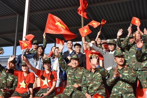Đội tuyển xe tăng Việt Nam về nhất trong ngày đua tài thứ 2 ở Nga - Ảnh 4. Đội tuyển xe tăng Việt Nam về nhất trong ngày đua tài thứ 2 ở Nga - Ảnh 4.