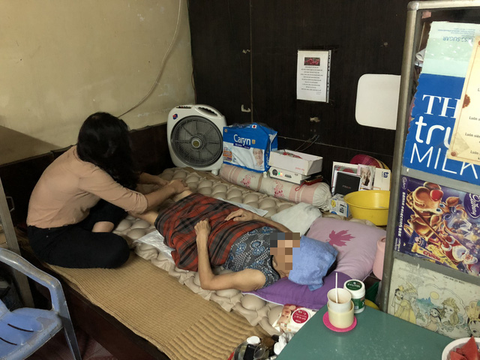 Luật sư nói về vụ tố hàng xóm ép làm ‘nô lệ tình dục: Dấu hiệu cưỡng dâm rất rõ - Ảnh 2. Luật sư nói về vụ tố hàng xóm ép làm ‘nô lệ tình dục: Dấu hiệu cưỡng dâm rất rõ - Ảnh 2.