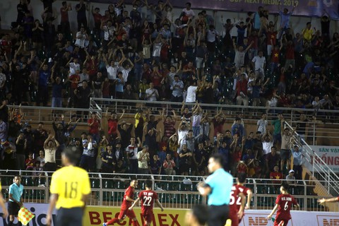 U18 Việt Nam may mắn thắng Malaysia trận ra quân - Ảnh 4. U18 Việt Nam may mắn thắng Malaysia trận ra quân - Ảnh 4.