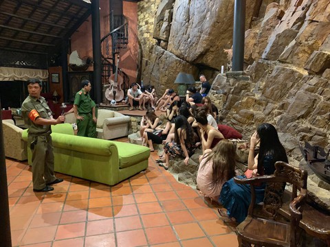 Vũng Tàu khổ vì homestay có nguy cơ rối loạn kinh tế du lịch - Ảnh 2. Vũng Tàu khổ vì homestay có nguy cơ rối loạn kinh tế du lịch - Ảnh 2.