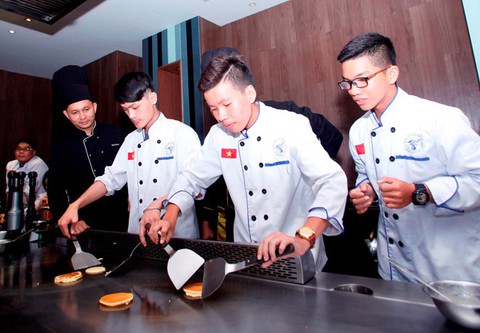 Trung cấp Việt Giao cam kết lương trên 10 triệu sau tốt nghiệp - Ảnh 2. Trung cấp Việt Giao cam kết lương trên 10 triệu sau tốt nghiệp - Ảnh 2.